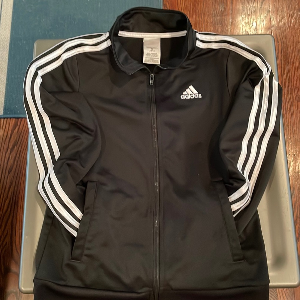 Adidas original 3 stripe jacket black boys size medium